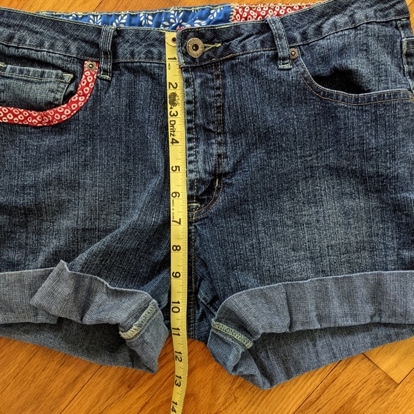 V.S.H. Jeans Denim Shorts Patchwork Size 10 - Picture 8 of 11